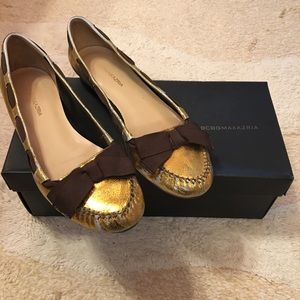 BCBG Max Azria gold leather brown bow flats loafer